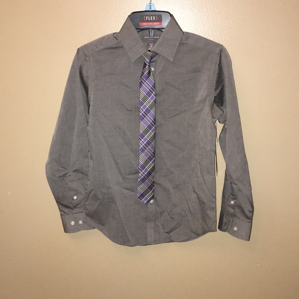 Van Heusen Dress Shirt With Tie